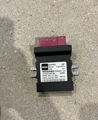 BMW 5 F10 F11 Fuel injection pump control unit/module 7407514 0143155739 55892110