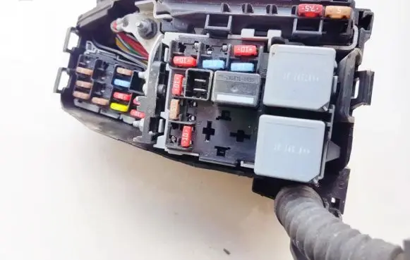 Volvo V70 Fuse box set 6g9t14a076ma 6g9t-14a076-ma