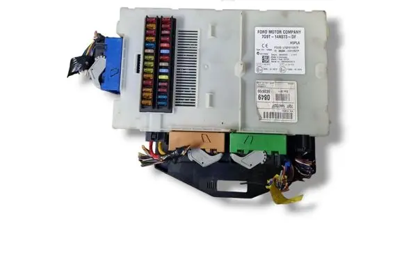 Ford Mondeo MK IV Comfort/convenience module 28233297 7G9T-14A073-DF