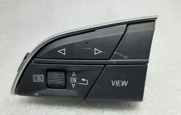 Audi Q7 4M Steering wheel buttons/switches 4M8951523A