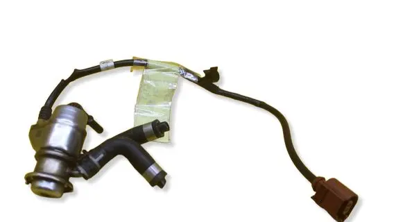 Volkswagen PASSAT B8 AdBlue injector 04L131113K 0444025026