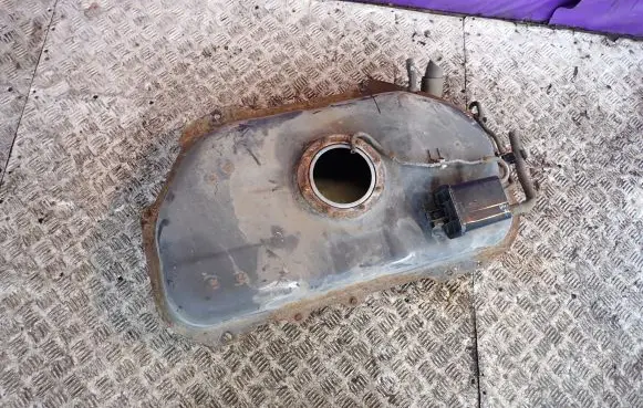 Hyundai i10 Fuel tank 