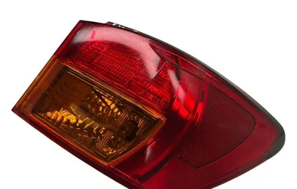 Lexus IS 220D-250-350 Rear/tail lights