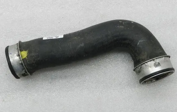 Volkswagen Golf V Intercooler hose/pipe 1K0145834G 1K0145834L