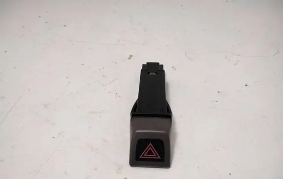 Volvo V50 Hazard light switch 30739296 06W355