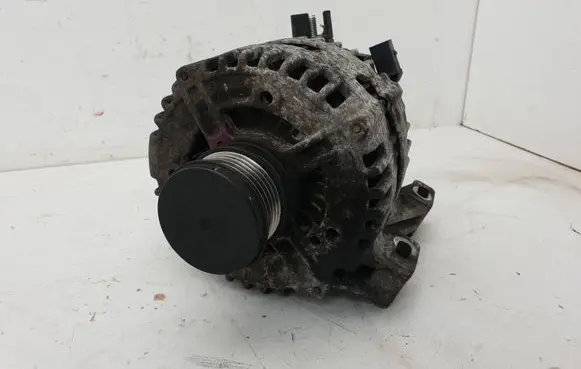 Volvo XC70 Generator/alternator 6G9N10300JD 0121715008 887180