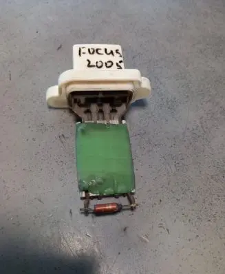 Ford Focus Heater blower motor/fan resistor 3M5H18B647AC