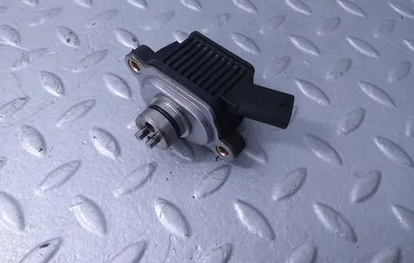 Audi Q7 4M Camshaft vanos timing valve 059906048G
