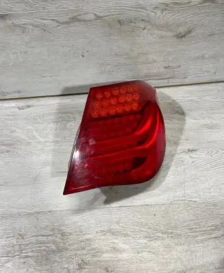 BMW 7 F01 F02 F03 F04 Rear/tail lights 7182202 HE01T1RH