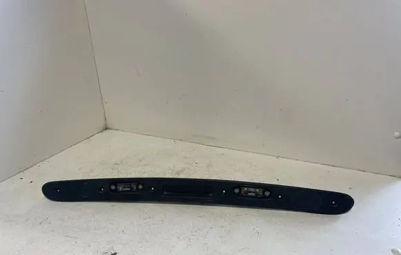 Volvo S60 Trunk door license plate light bar 31391197