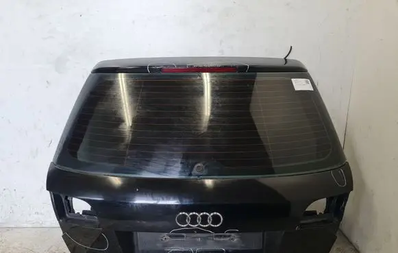 Audi A4 S4 B7 8E 8H Tailgate/trunk/boot lid