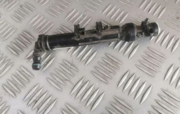 Mercedes-Benz GLA W156 X156 Windshield washer spray nozzle A1768600247