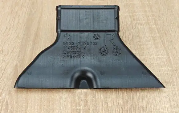 BMW 8 G16 Cabin air duct channel 7435732