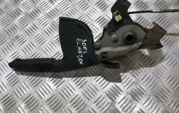 Hyundai Elantra Handbrake/parking brake lever assembly