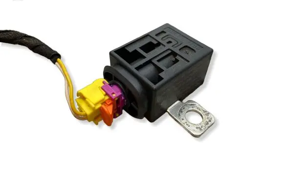 Audi Q7 4L Battery relay fuse 4F0915519