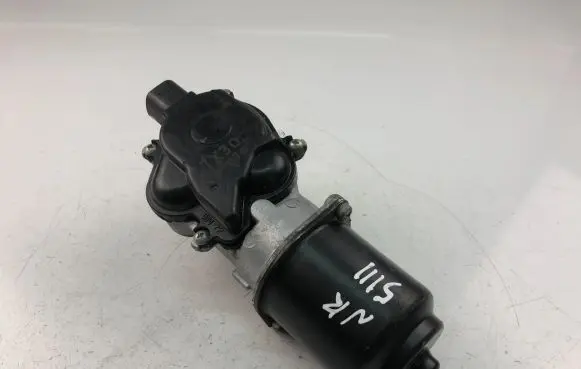 Mazda 626 Wiper motor 7X30