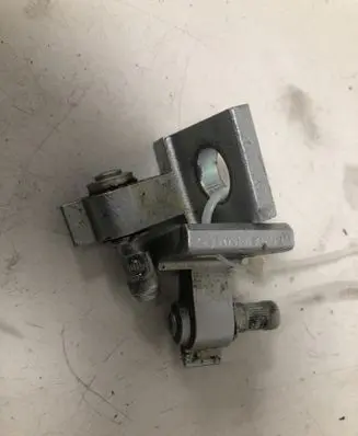 Volkswagen Golf VII Rear door upper hinge