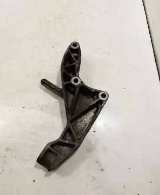 Opel Astra H Engine mounting bracket 13125634 GW2581