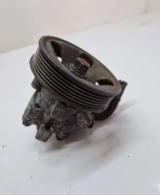 Hyundai Santa Fe Power steering pump 571002B000