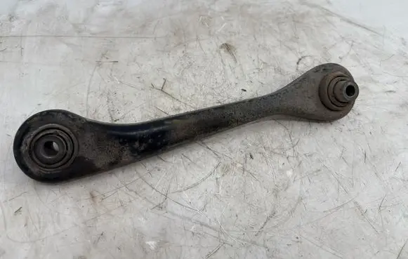 Volkswagen PASSAT B6 Rear control arm
