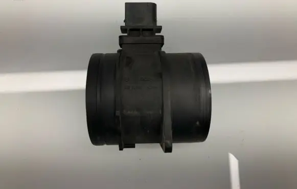 Mercedes-Benz Sprinter W907 W910 Mass air flow meter A0000943448