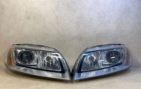 Volvo S60 Headlights/headlamps set 31420013