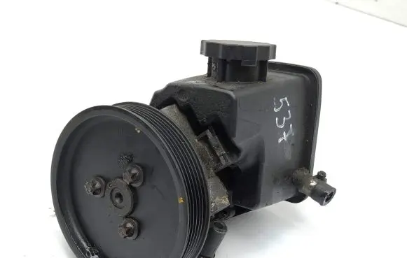 Mercedes-Benz S W220 Power steering pump A6112300115