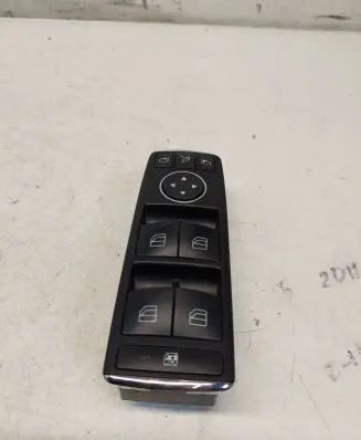 Mercedes-Benz C W204 Electric window control switch A2048703558 03139401
