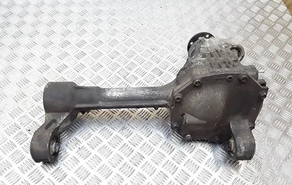 Nissan Pathfinder R52 Front differential eao12