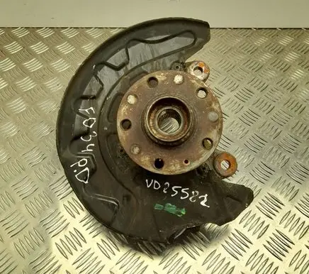 Volkswagen Golf VII Front wheel hub 5WA407256