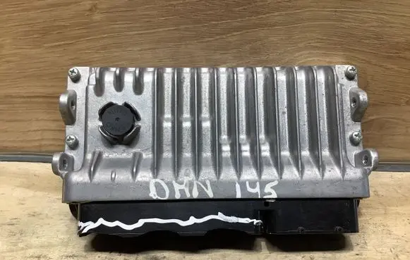 Toyota Yaris Engine control unit/module MB2762002821 896610U230