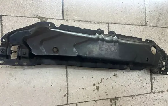 BMW 5 E60 E61 Radiator support slam panel