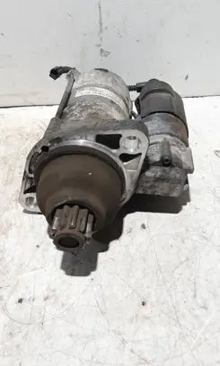 Volkswagen Touran I Starter motor 02M911023N