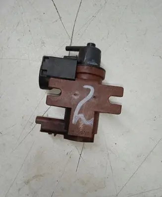 Volvo V50 Turbo solenoid valve 6G9Q9E882