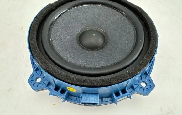 Hyundai Tucson IV NX4 Front door speaker 96330N7150