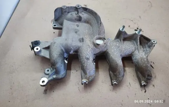 Renault Megane II Intake manifold 8200398585