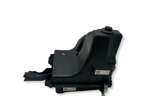 Toyota Auris E180 Air filter box 177050T060