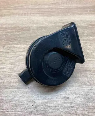Volkswagen Touareg I Horn signal 4E0951221 0052383