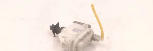 Volkswagen PASSAT B4 Central locking motor 3A0862153B