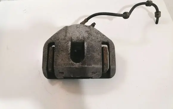 BMW 5 E60 E61 Front brake caliper 6030324
