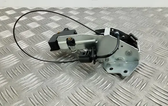 Volkswagen Touareg I Tailgate/trunk/boot lock/catch/latch 7L0827506E