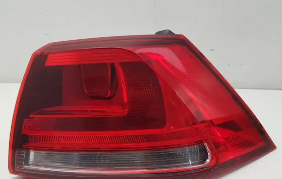 Volkswagen Golf VII Rear/tail lights 5G0945096M