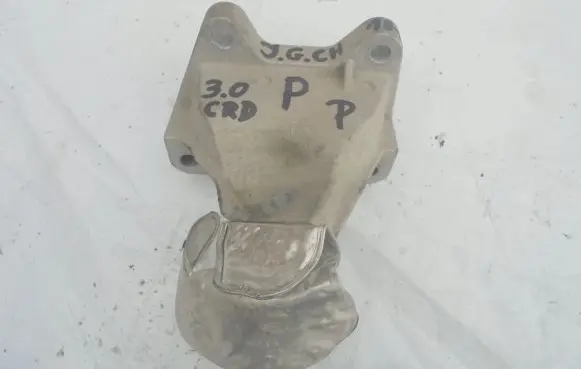 Jeep Grand Cherokee Engine mounting bracket 5452581859