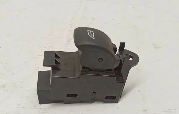 Volvo V70 Electric window control switch 31272006 10W151