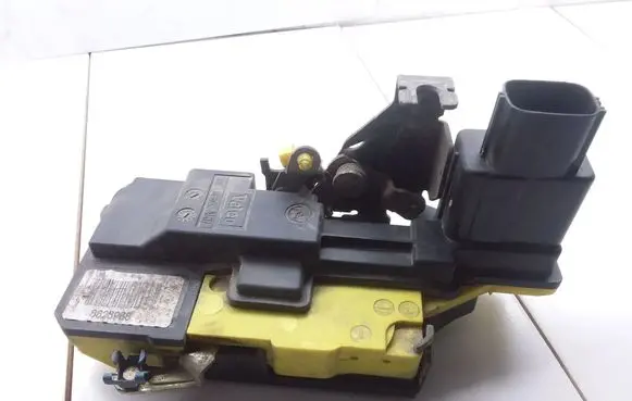 Volvo S80 Rear door lock 8626988 07A01