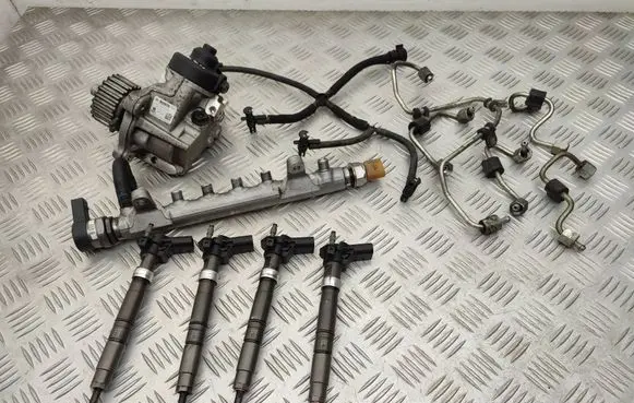 Volkswagen Transporter - Caravelle T5 Fuel injection system set 03L130755J 0445010520 03L130111G