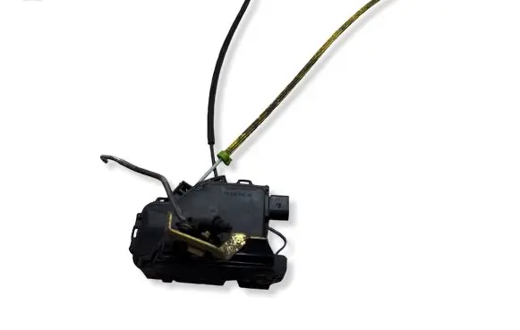 Audi A6 S6 C5 4B Rear door lock 