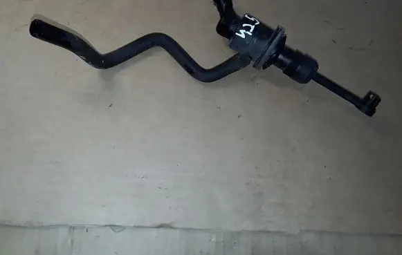 Nissan X-Trail T31 Clutch master cylinder 30610J600A