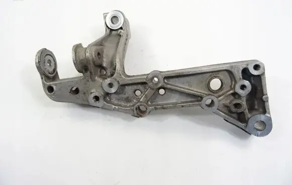 Volkswagen Touran III Lower shock absorber bracket 1K0199295E