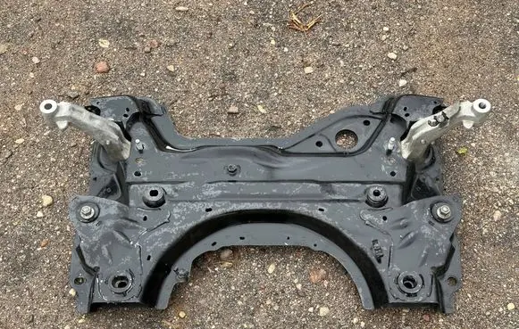 Peugeot 308 Front subframe 9808812580
